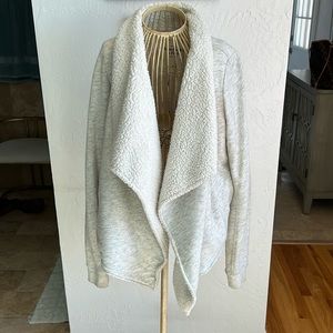 A&F faux fur with pockets sweatshirt jacket.